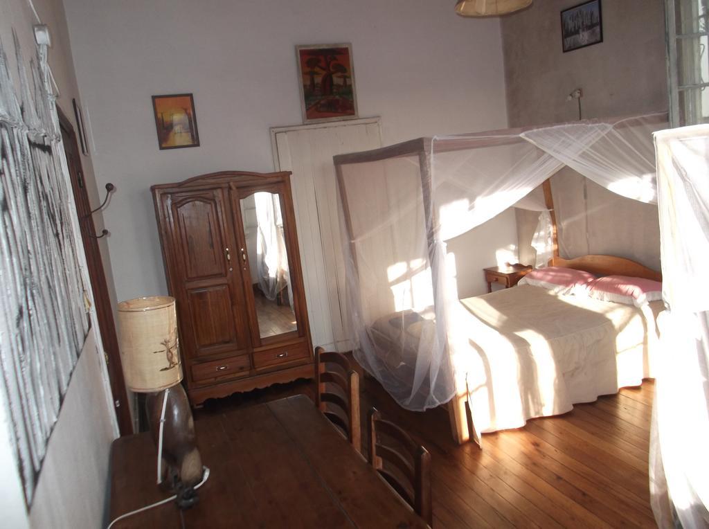 Le Karthala Chambres D'Hotes Antananarivo Room photo